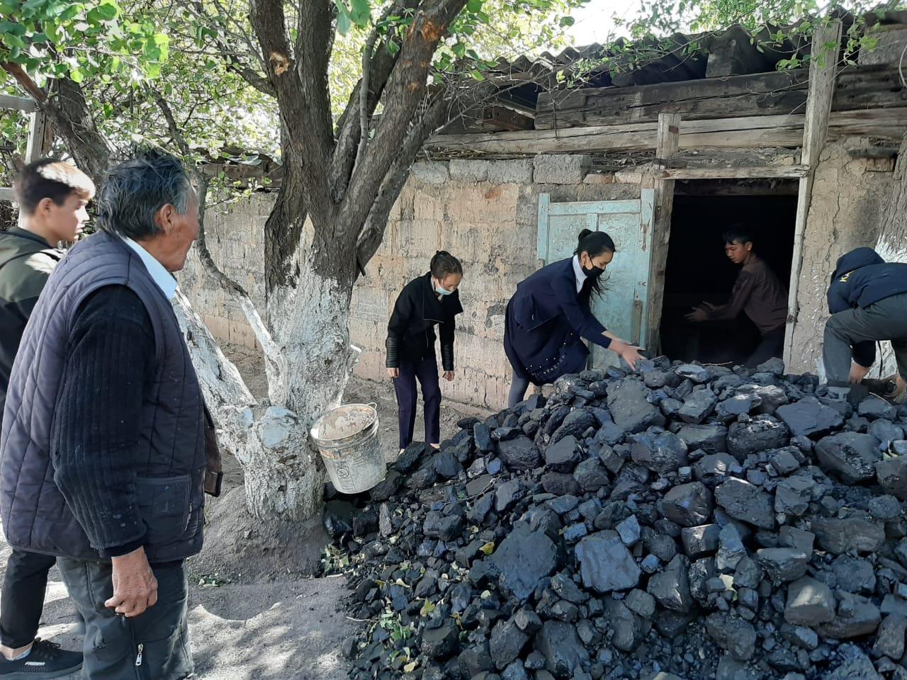 1-ші қазан "Қарттар күні" 