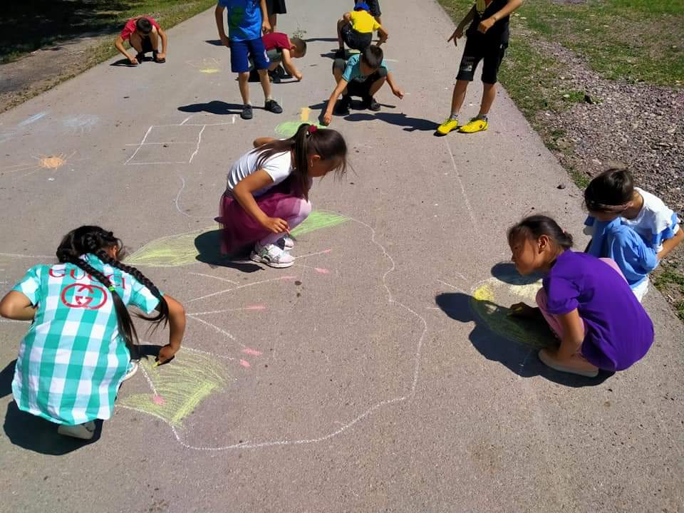  "Біз бақытты баламыз" лагер