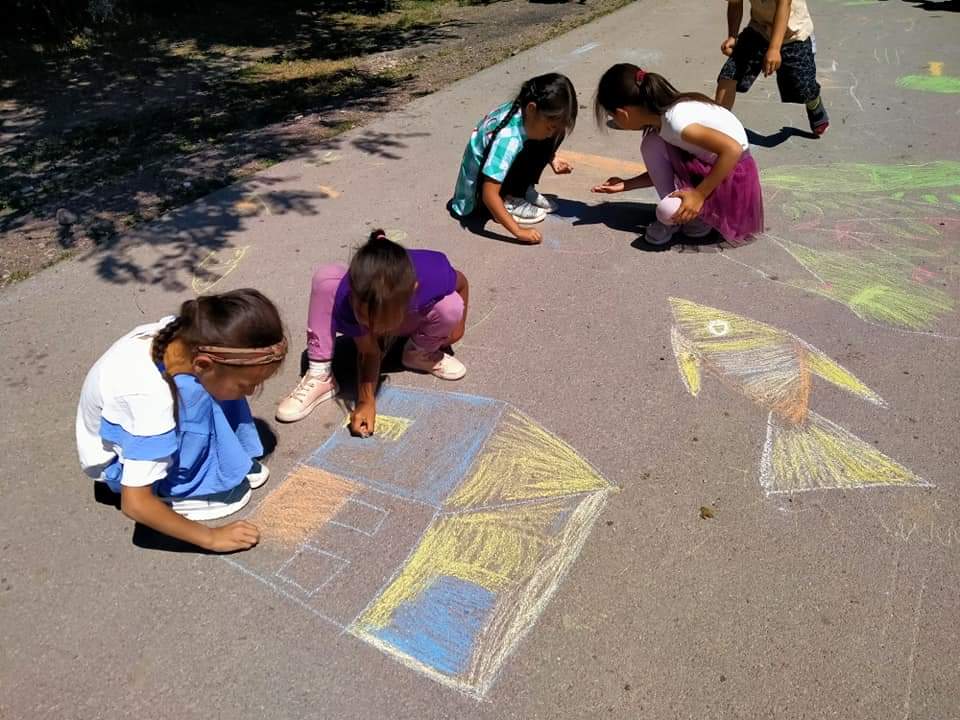  "Біз бақытты баламыз" лагер