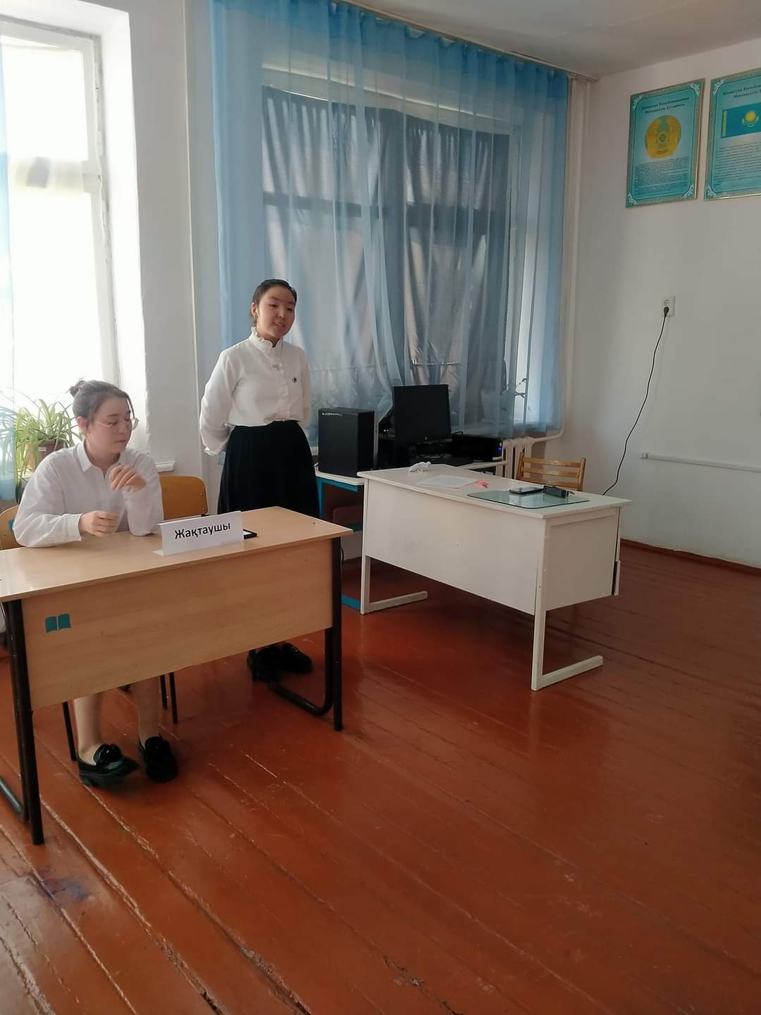 Дебат сайысы өткізілді.